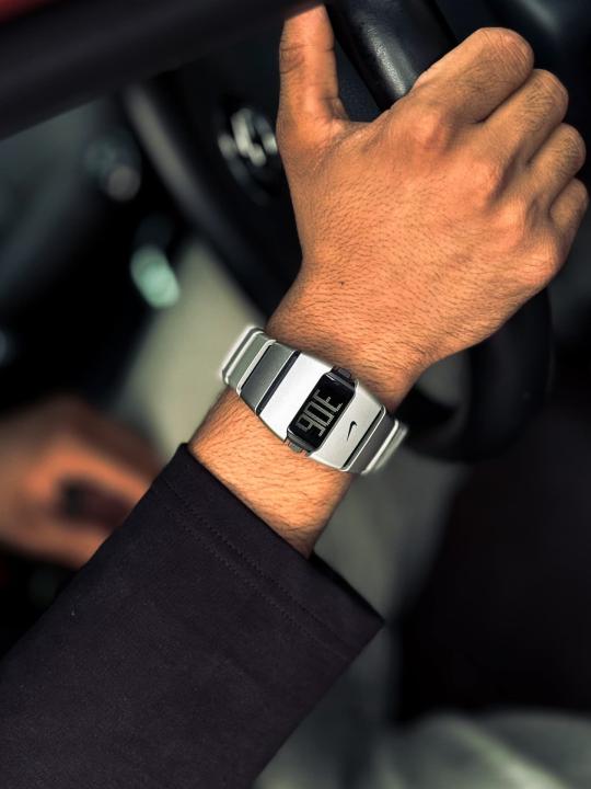 Nik_e Triax Sand Grey Digital heavy quality