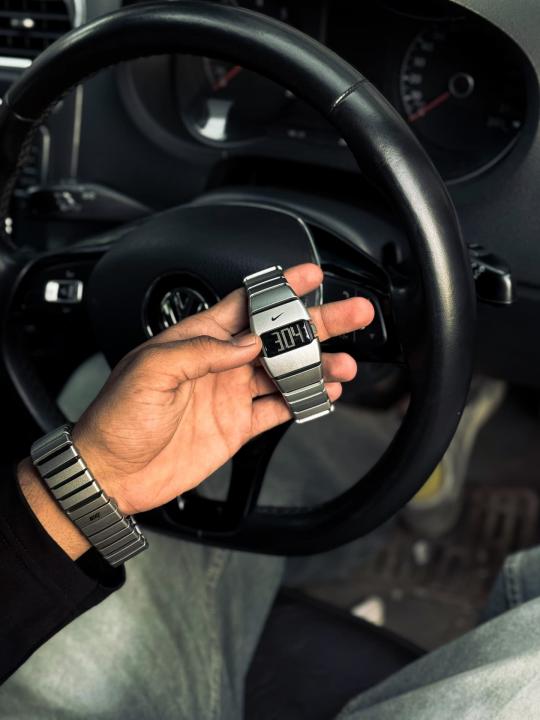 Nik_e Triax Sand Grey Digital heavy quality